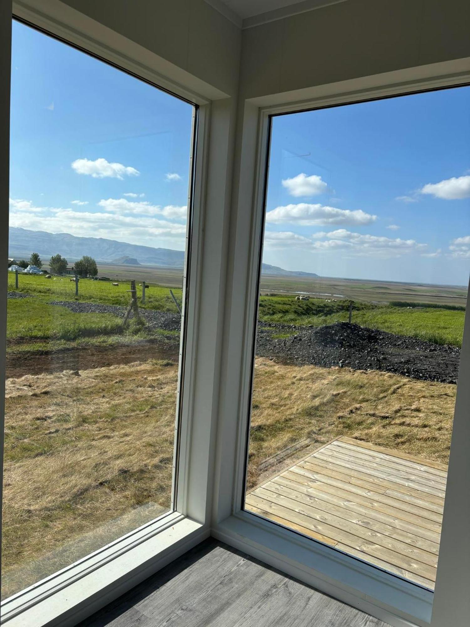 Country Cottage With Great View To The Glacier, Eyjafjallajoekull And Westman Islands Hvolsvollur Exterior photo
