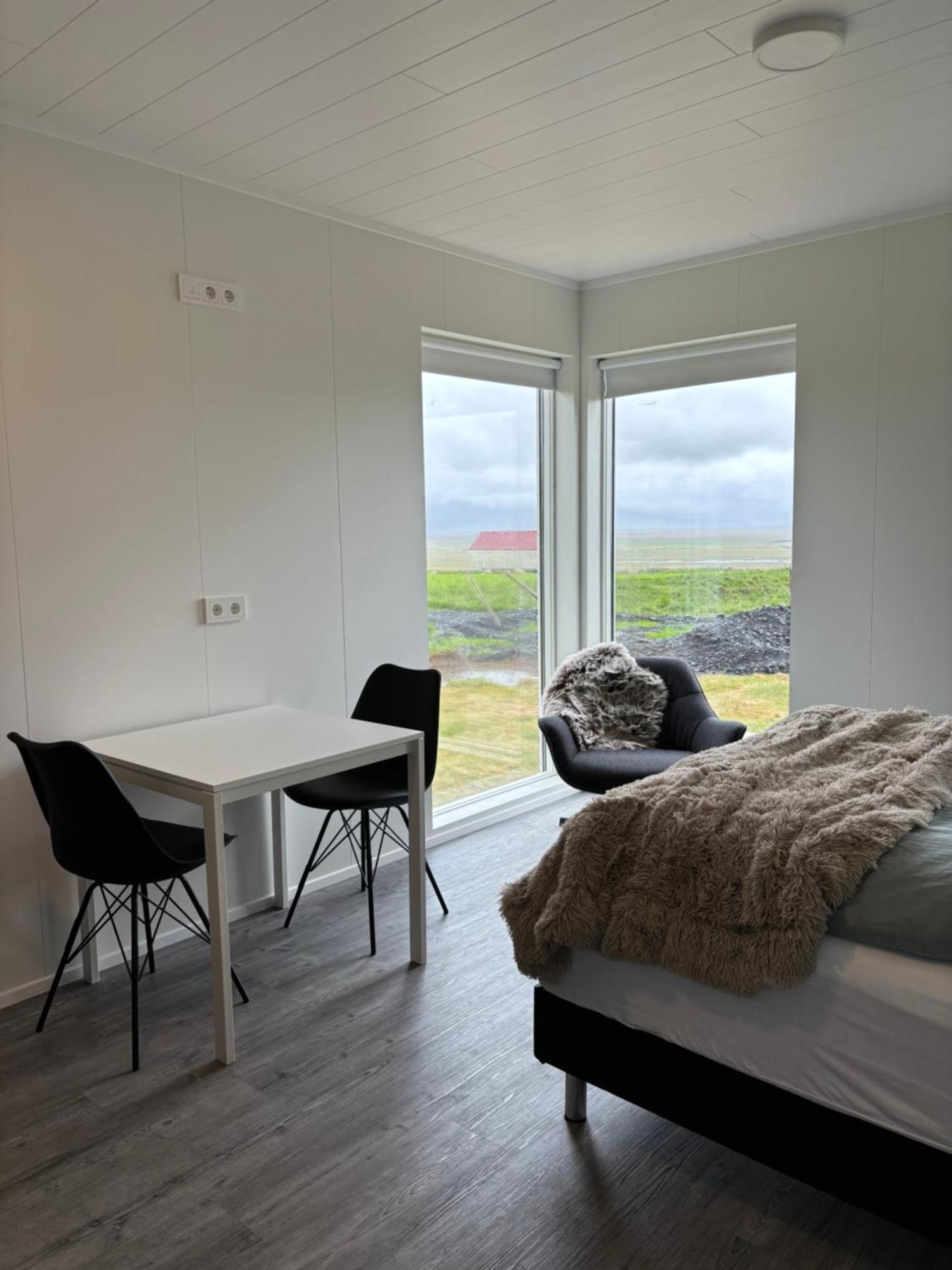 Country Cottage With Great View To The Glacier, Eyjafjallajoekull And Westman Islands Hvolsvollur Exterior photo